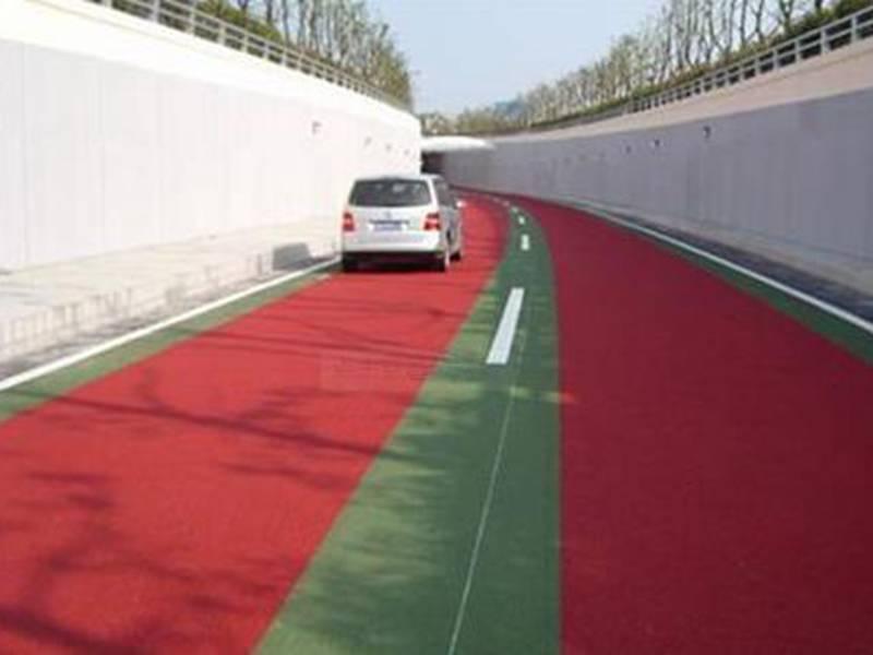 彩色防滑绿道地面漆的优质性能都有哪些？
