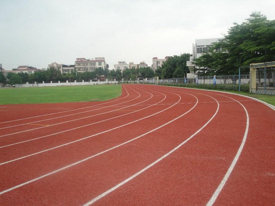 塑胶跑道发生掉粒要怎么处理?塑胶跑道常见问题及处理方式分享